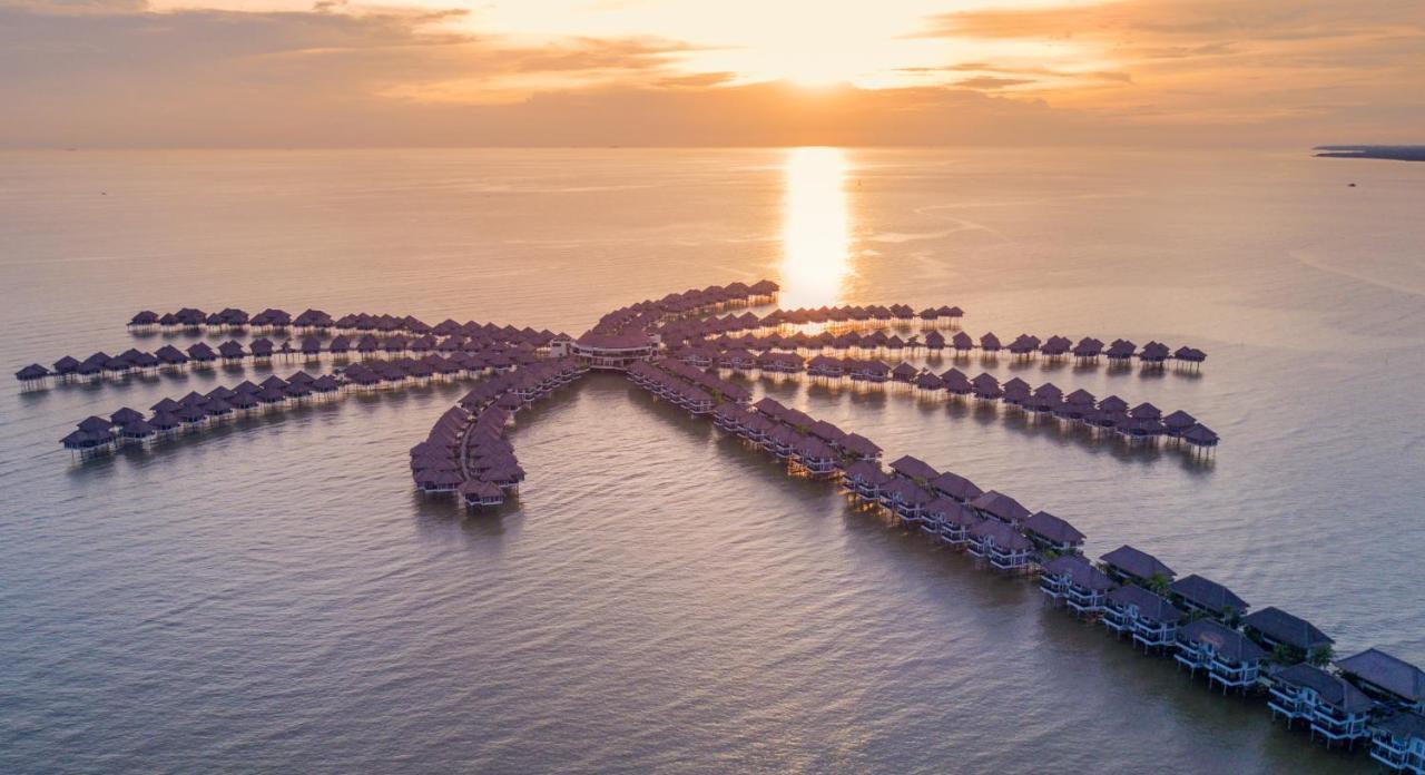 קאמפונג בגאן לאלאנג Avani Sepang Goldcoast Resort מראה חיצוני תמונה Aerial view of the resort
