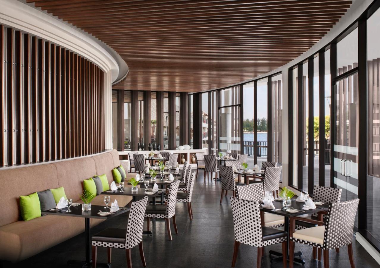 קאמפונג בגאן לאלאנג Avani Sepang Goldcoast Resort מראה חיצוני תמונה The restaurant