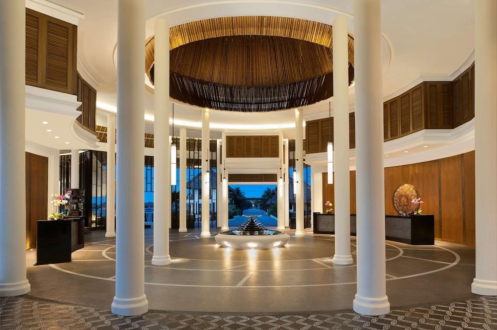 קאמפונג בגאן לאלאנג Avani Sepang Goldcoast Resort מראה חיצוני תמונה The lobby of the hotel